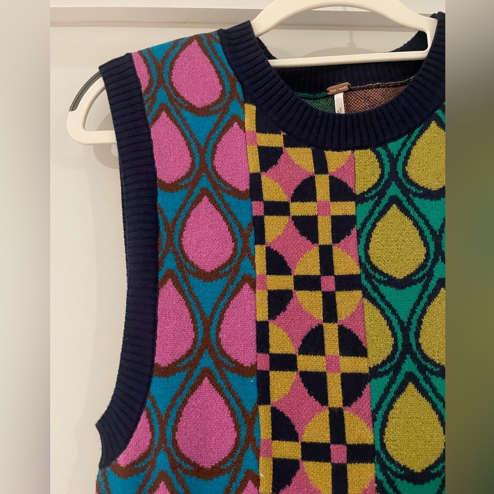 Free People 
Sleeveless Patterned Knit Dress in Pink, Green and Blue - Picture 2 of 4